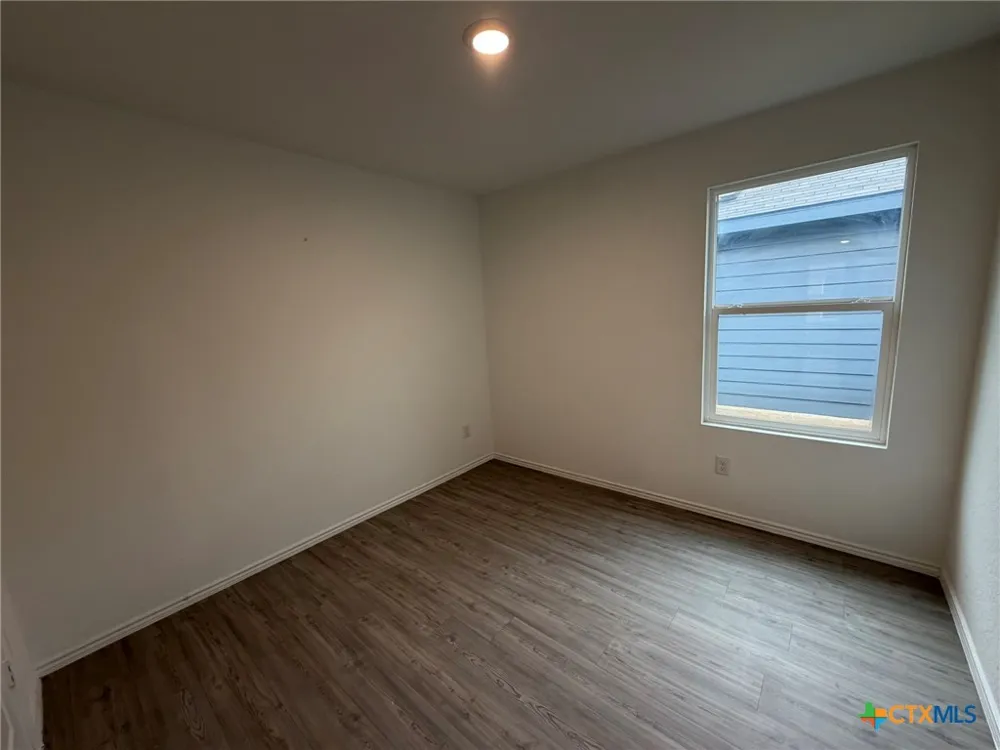 5938 Antonio Place Seguin, TX 78155