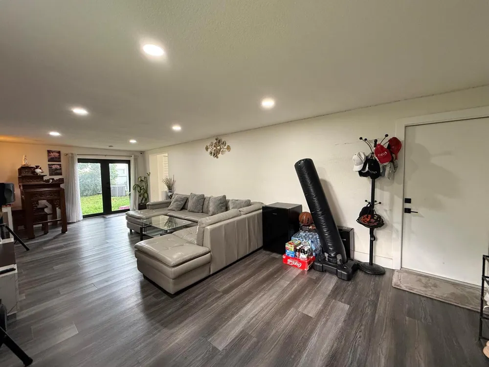 761 NW 183RD DRIVE Miami Gardens, FL 33169