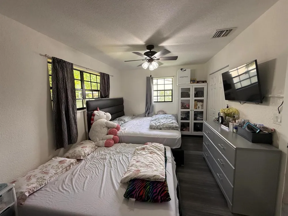 761 NW 183RD DRIVE Miami Gardens, FL 33169
