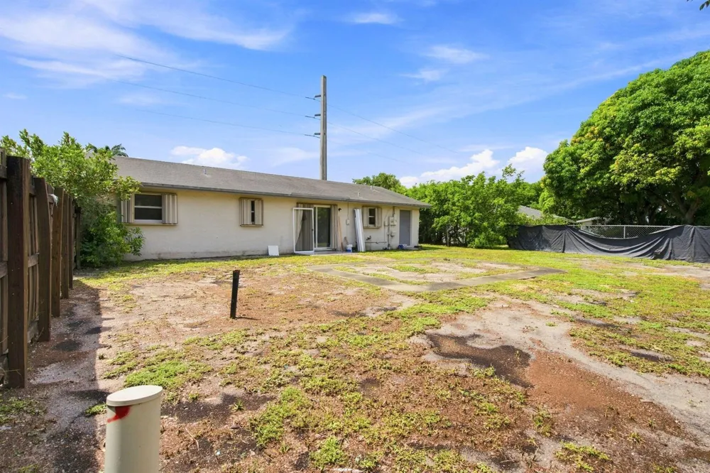399 SW 14TH STREET Deerfield Beach, FL 33441