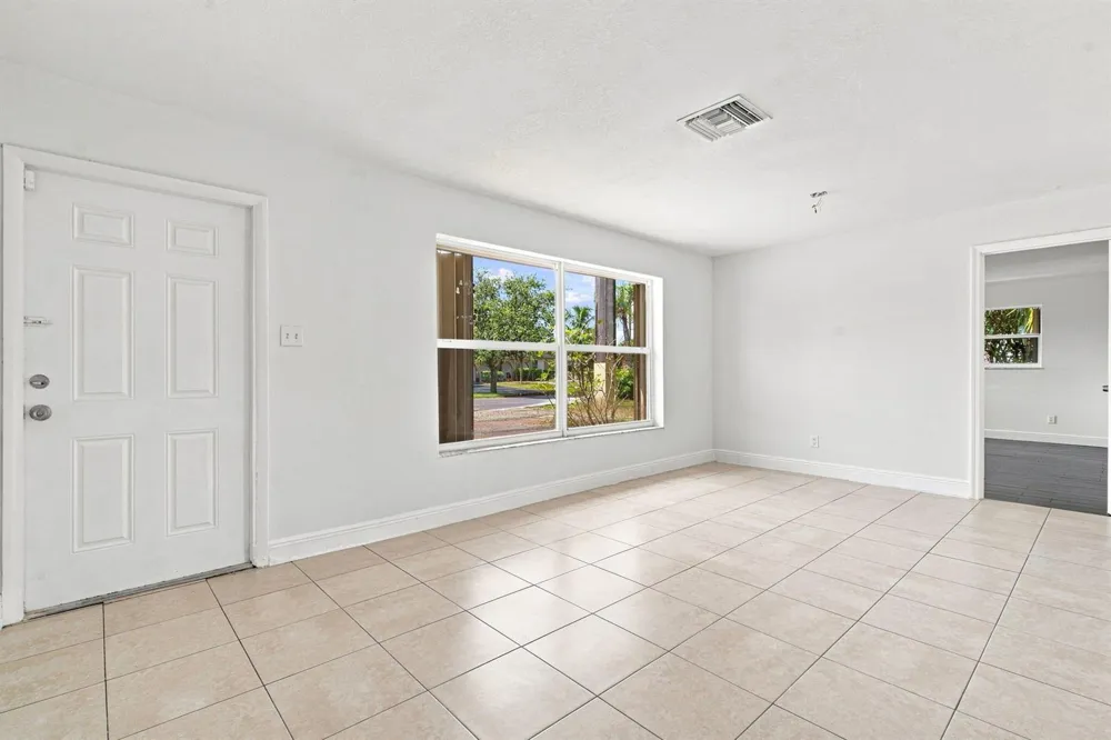399 SW 14TH STREET Deerfield Beach, FL 33441