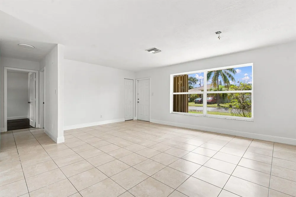 399 SW 14TH STREET Deerfield Beach, FL 33441