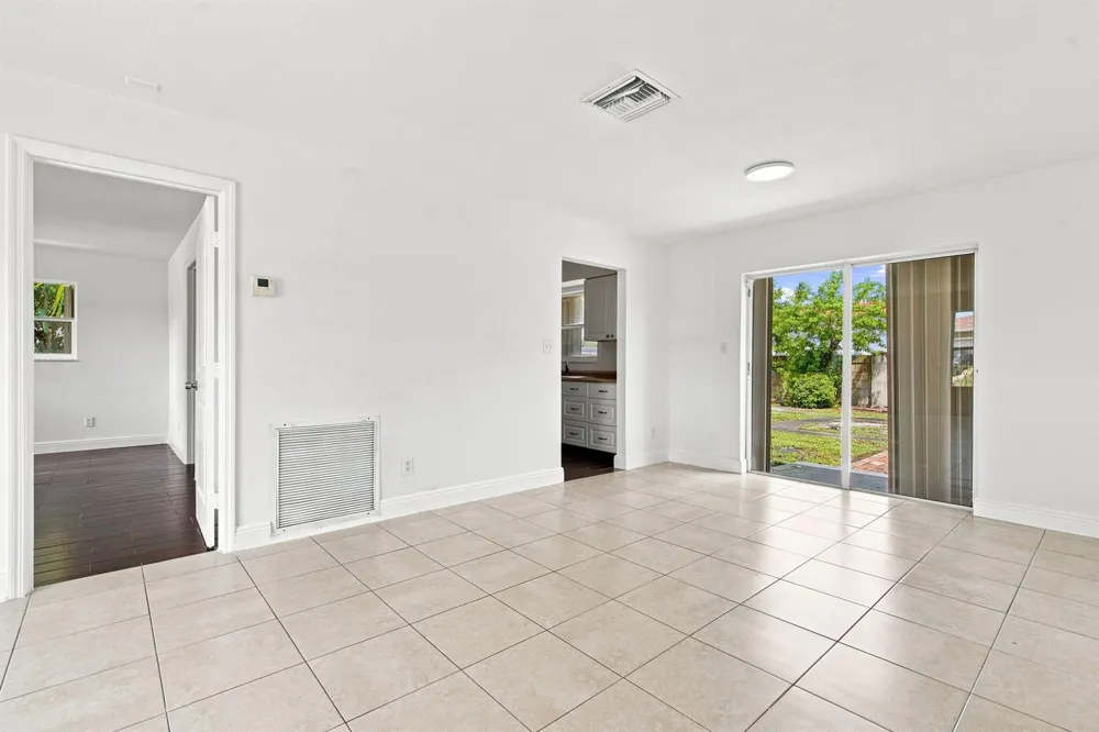 399 SW 14TH STREET Deerfield Beach, FL 33441