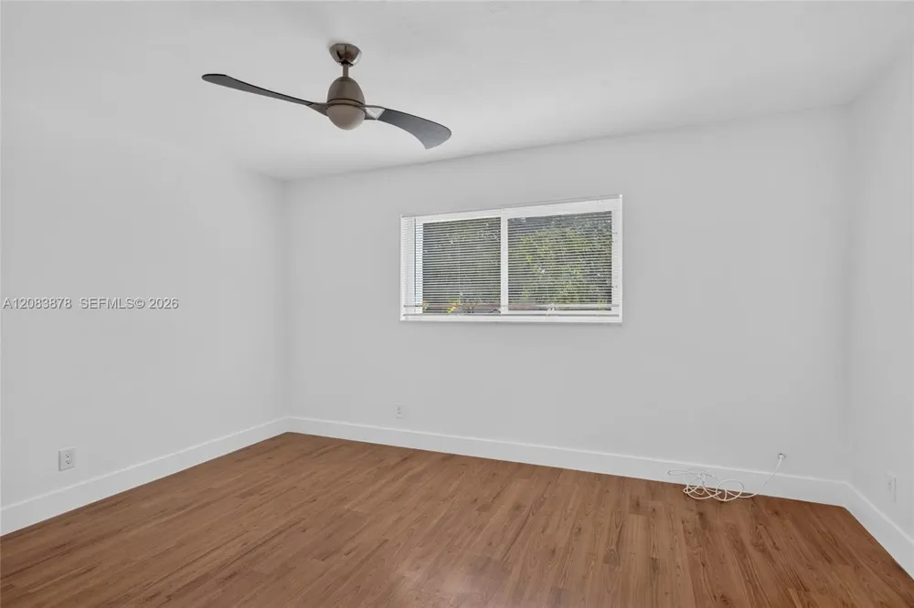 1939 Jefferson St #204 Hollywood, FL 33020