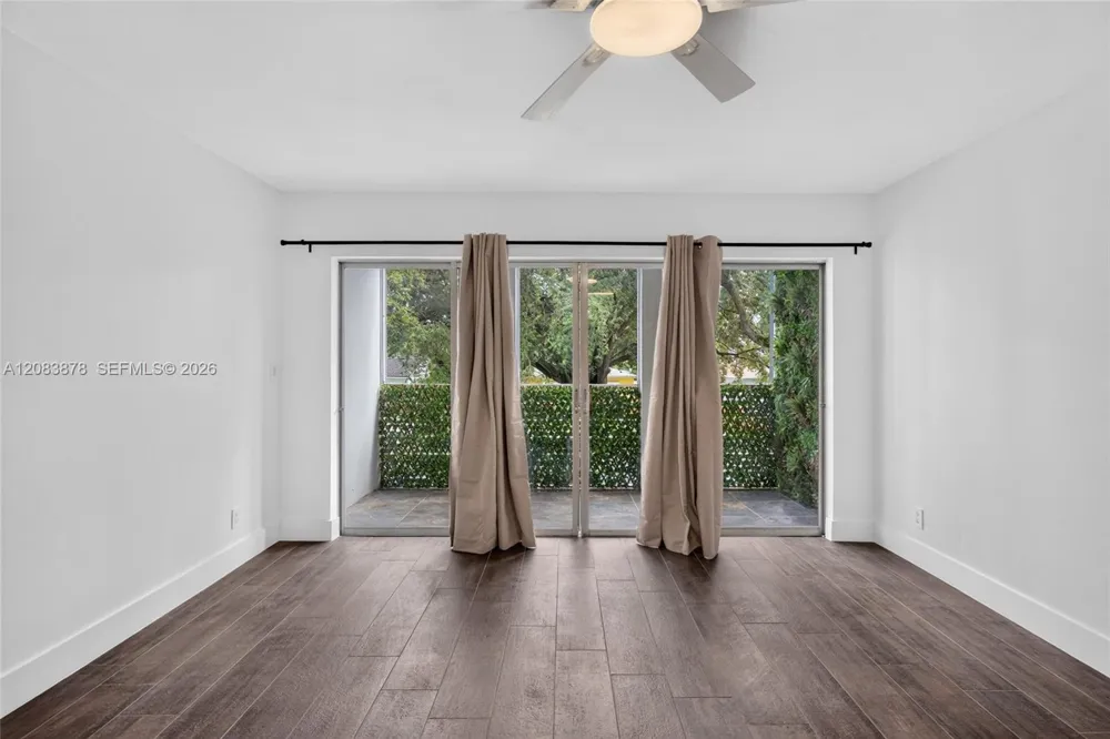 1939 Jefferson St #204 Hollywood, FL 33020