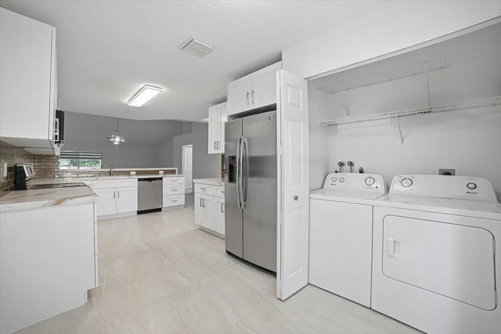 4112 Pine Ridge Lane Weston, FL 33331