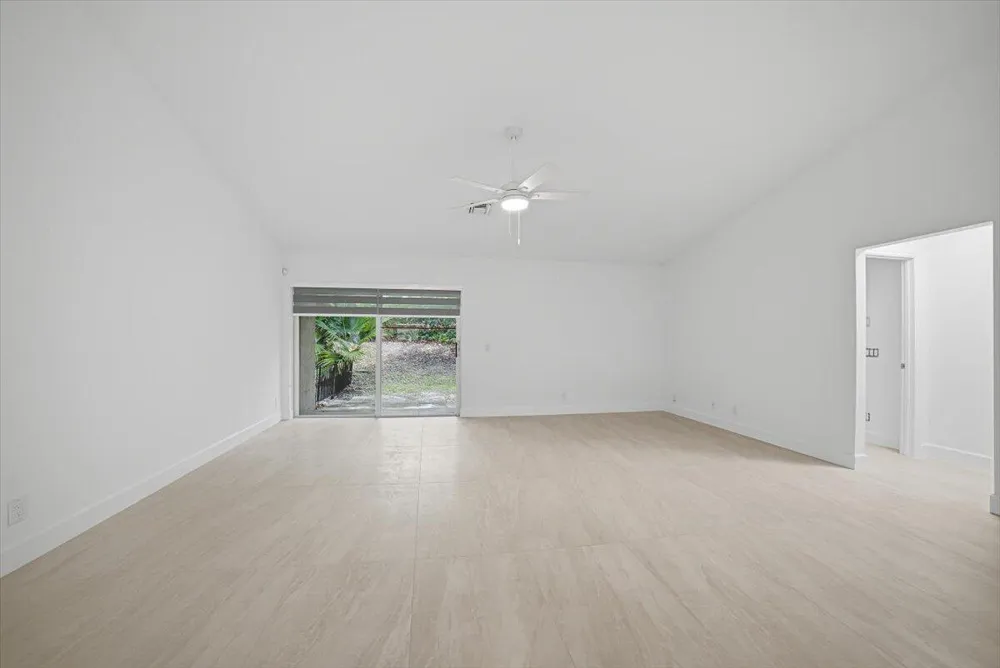 4112 Pine Ridge Lane Weston, FL 33331