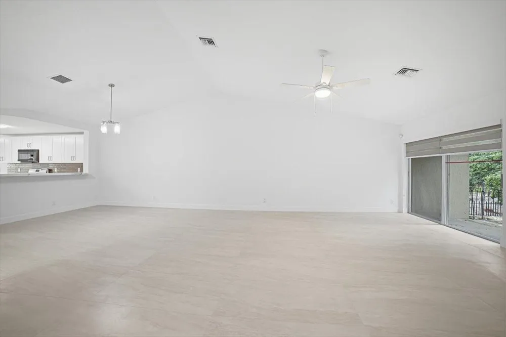 4112 Pine Ridge Lane Weston, FL 33331