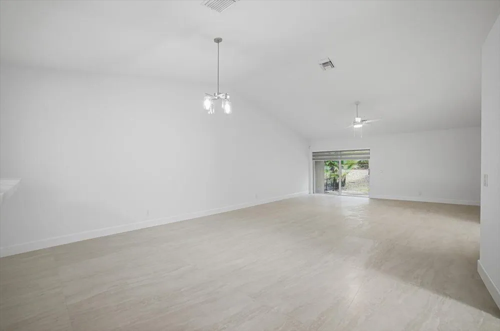 4112 Pine Ridge Lane Weston, FL 33331
