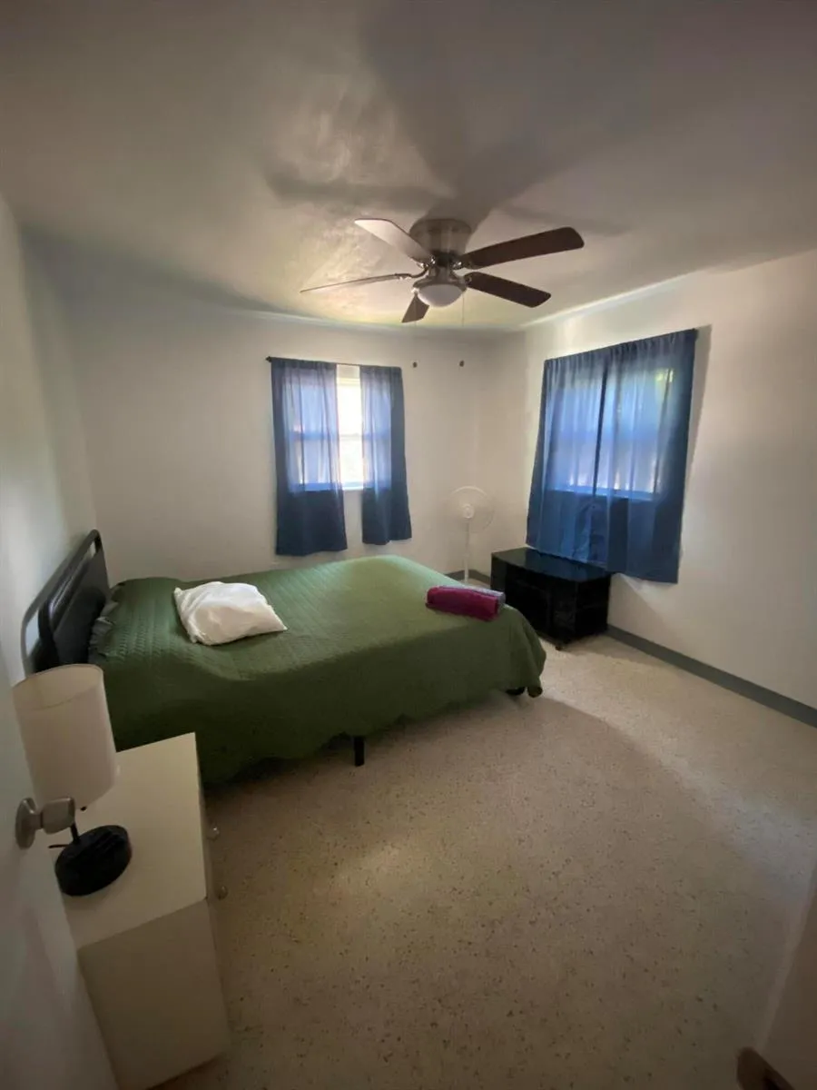 1112 AVENUE E #A Fort Pierce, FL 34950