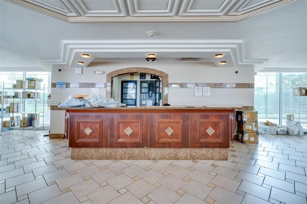18071 Biscayne Blvd #PH04 & PH03 Aventura, FL 33160