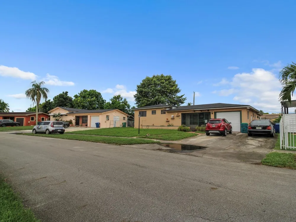 740 NW 187TH DRIVE Miami Gardens, FL 33169