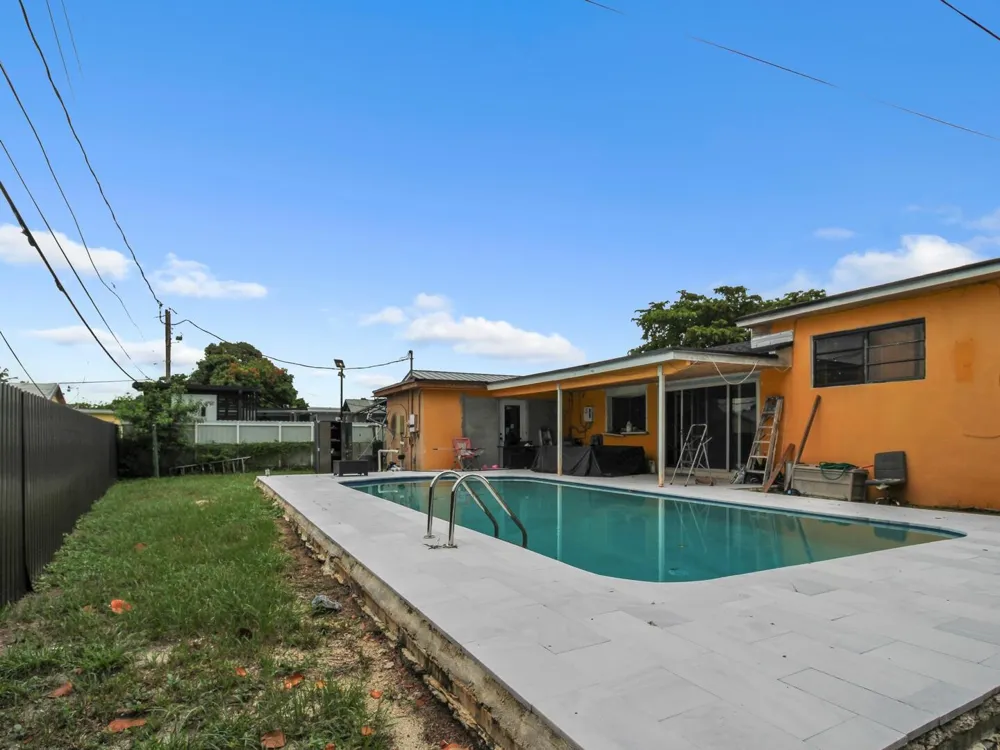 740 NW 187TH DRIVE Miami Gardens, FL 33169