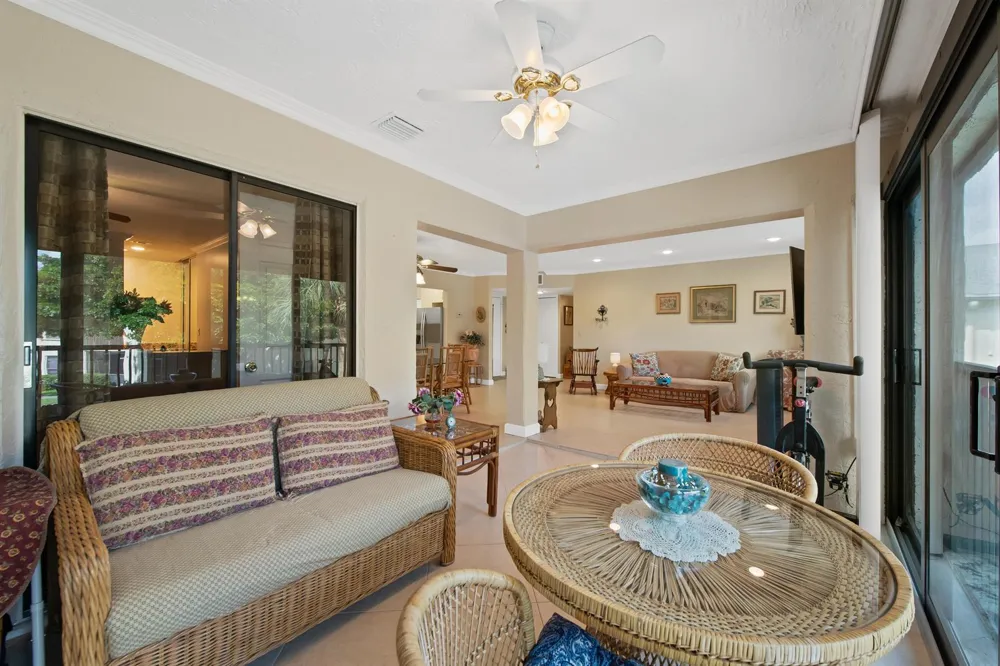 3459 COCOPLUM CIRCLE #3430 Coconut Creek, FL 33063
