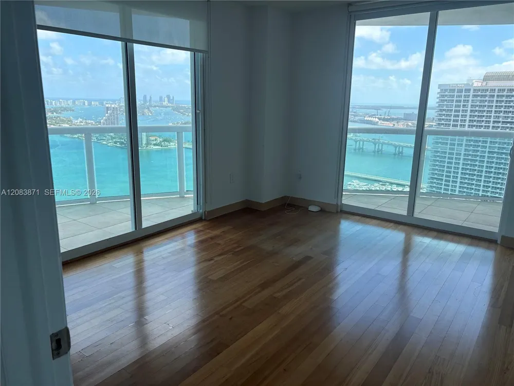 1800 Bayshore Dr #3601 Miami, FL 33132