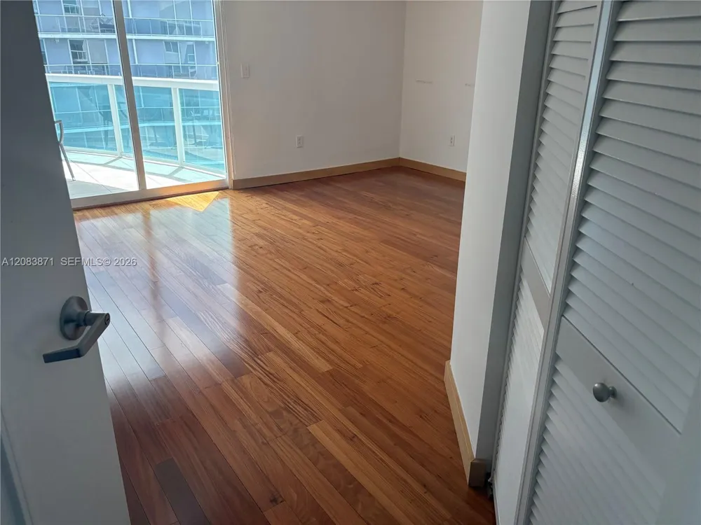 1800 Bayshore Dr #3601 Miami, FL 33132