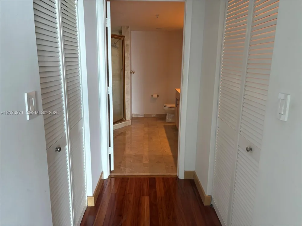 1800 Bayshore Dr #3601 Miami, FL 33132