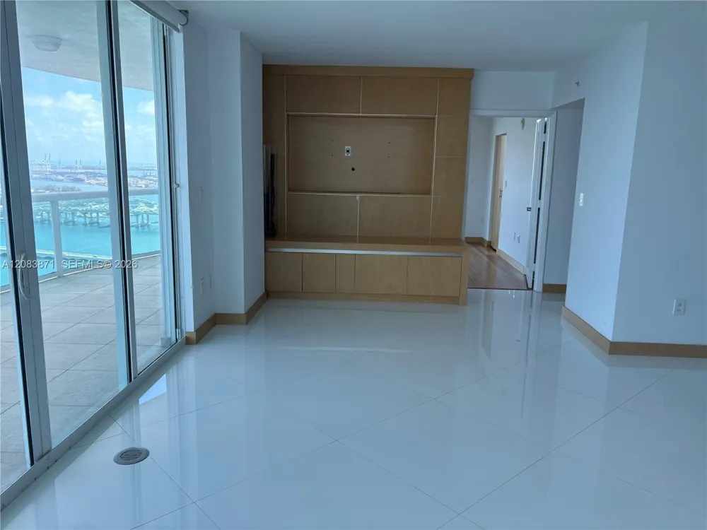 1800 Bayshore Dr #3601 Miami, FL 33132