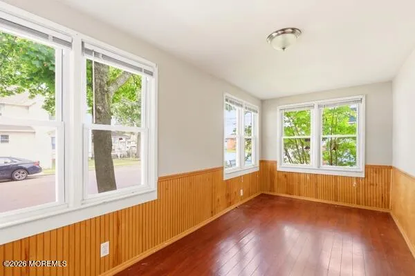 107 Elm Street Lakehurst, NJ 08733