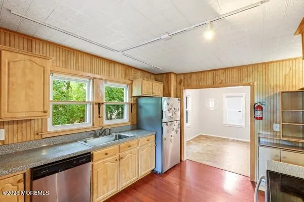 107 Elm Street Lakehurst, NJ 08733