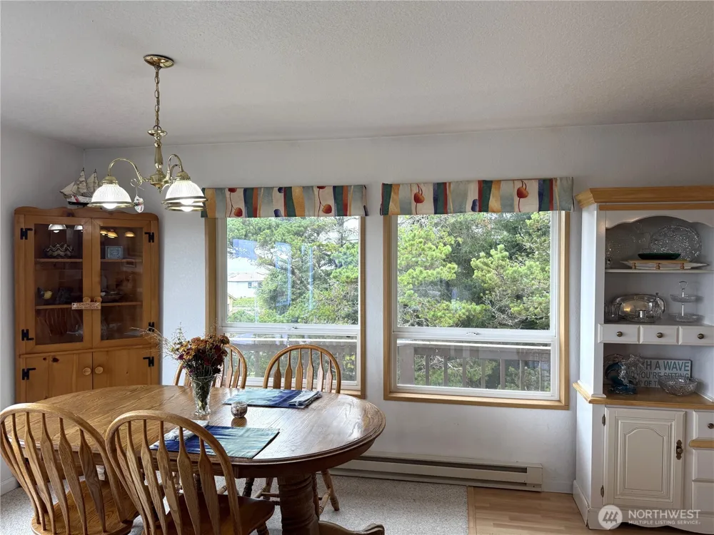 33304 j Place Ocean Park, WA 98640