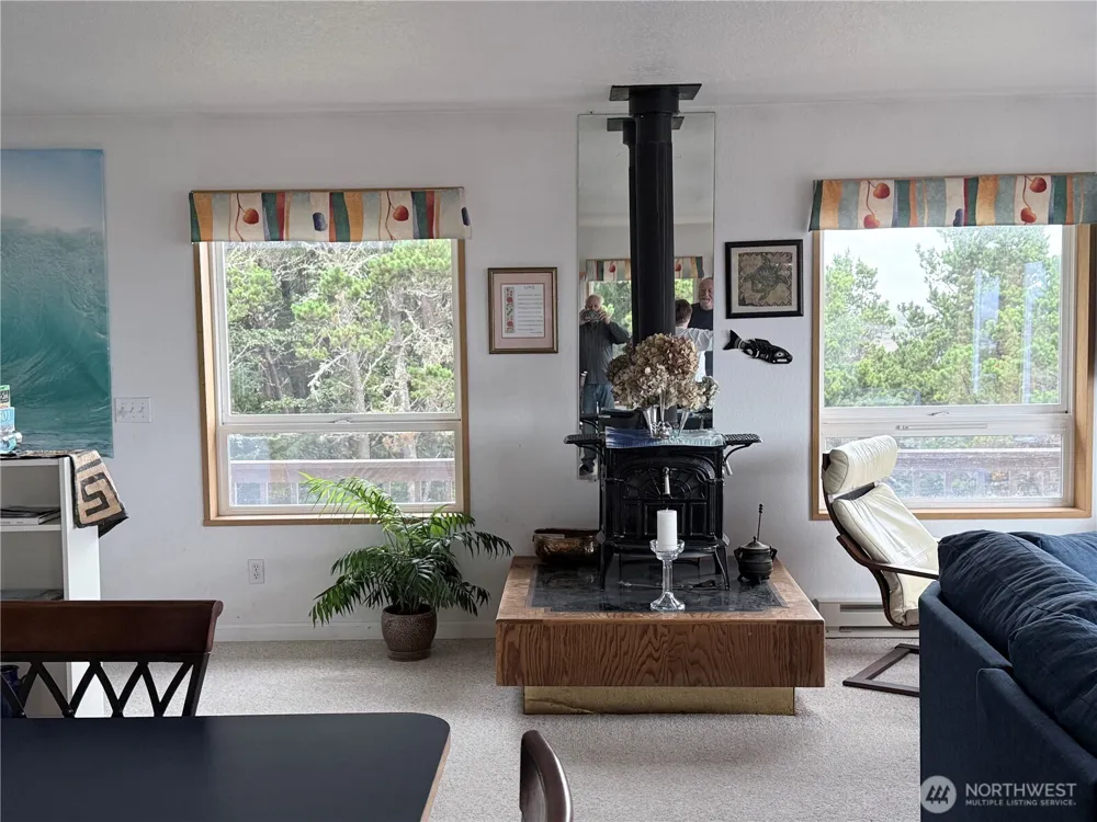 33304 j Place Ocean Park, WA 98640