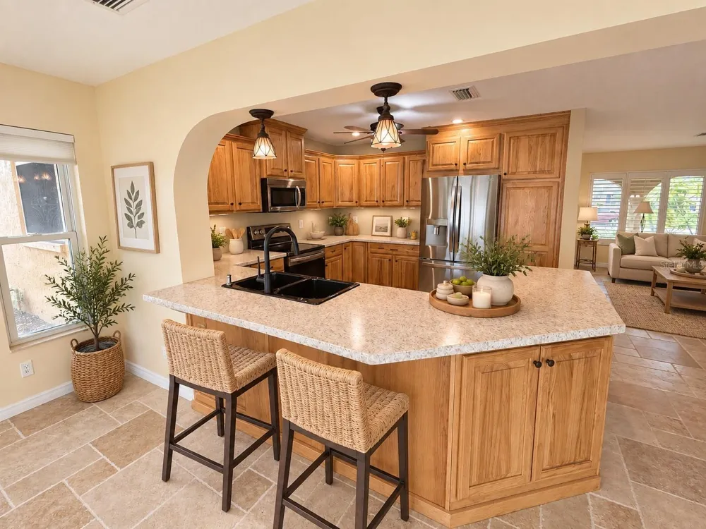 6007 9TH AVE W Bradenton, FL 34209