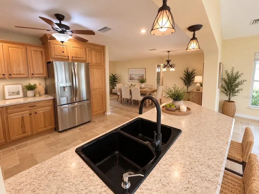 6007 9TH AVE W Bradenton, FL 34209