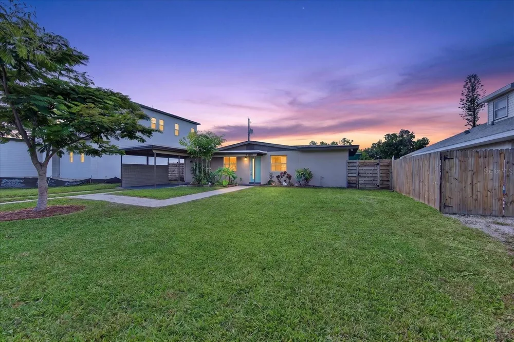 2350 LOMA LINDA STREET Sarasota, FL 34239