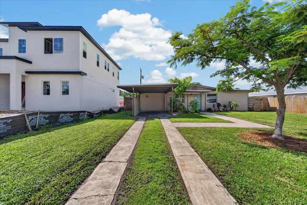 2350 LOMA LINDA STREET Sarasota, FL 34239