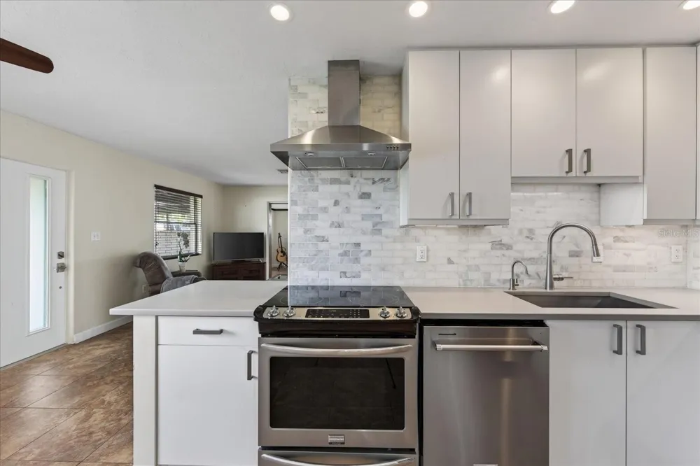 2350 LOMA LINDA STREET Sarasota, FL 34239