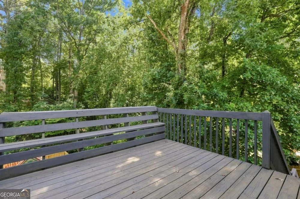 1003 Queensbury RUN Acworth, GA 30102