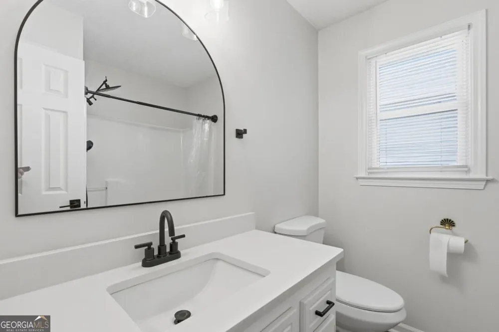 1003 Queensbury RUN Acworth, GA 30102