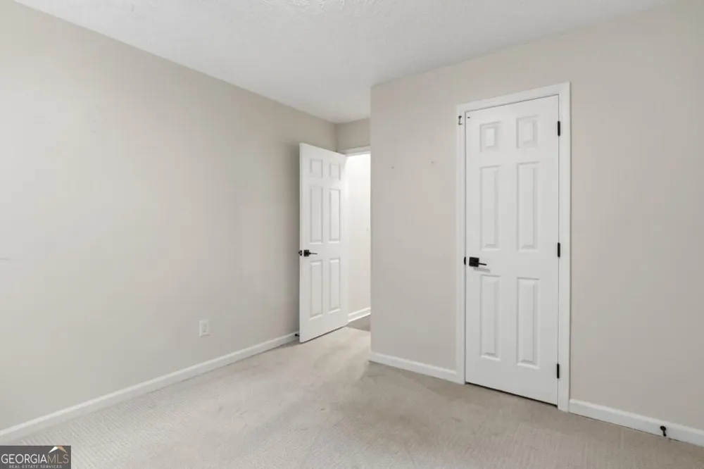 1003 Queensbury RUN Acworth, GA 30102
