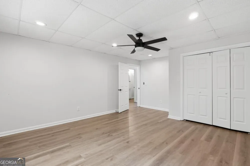 1003 Queensbury RUN Acworth, GA 30102