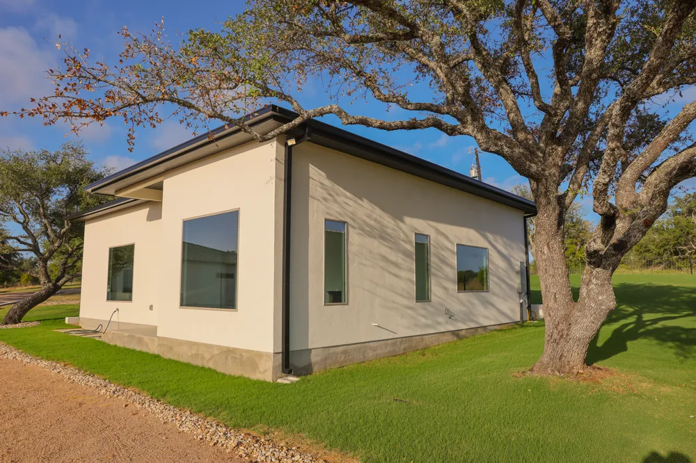 15104 N Hwy 281 Lampasas, TX 76550