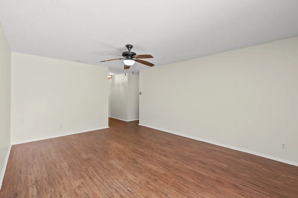 4405 Dovehill Drive Austin, TX 78744