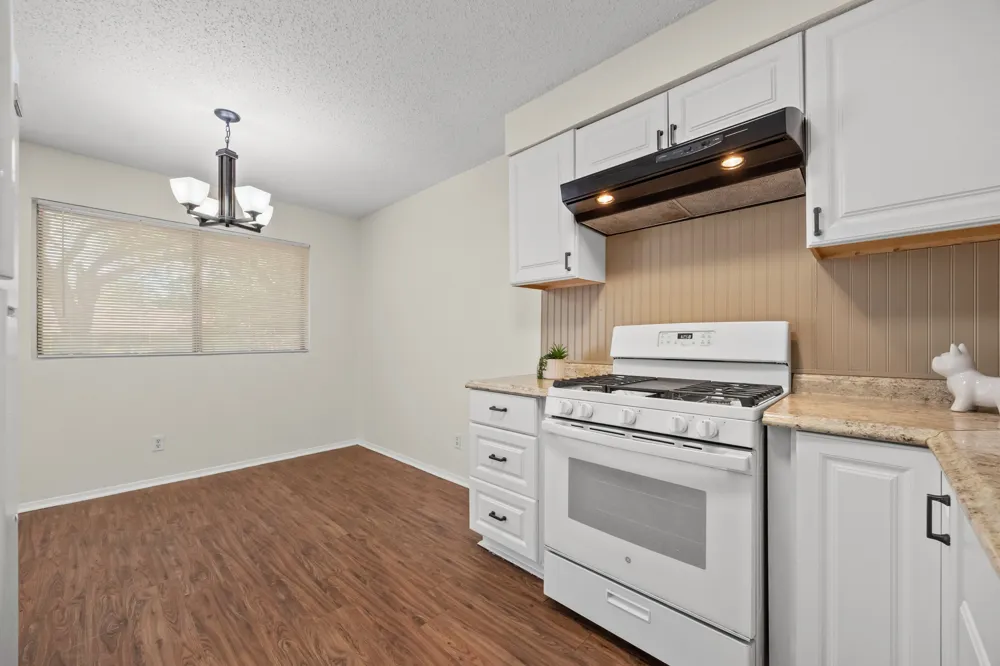 4405 Dovehill Drive Austin, TX 78744