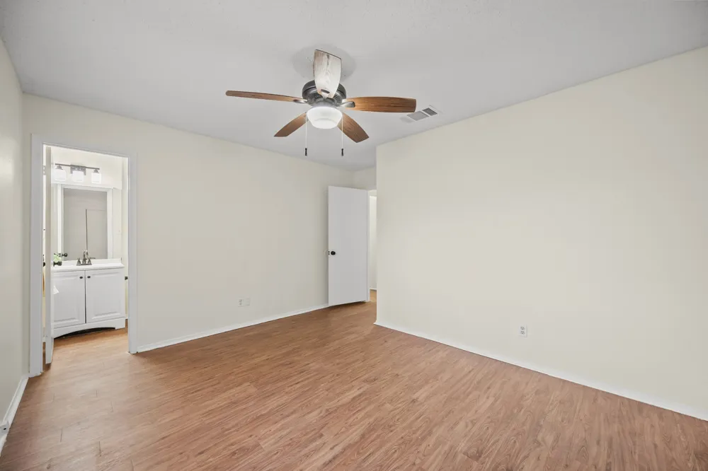 4405 Dovehill Drive Austin, TX 78744