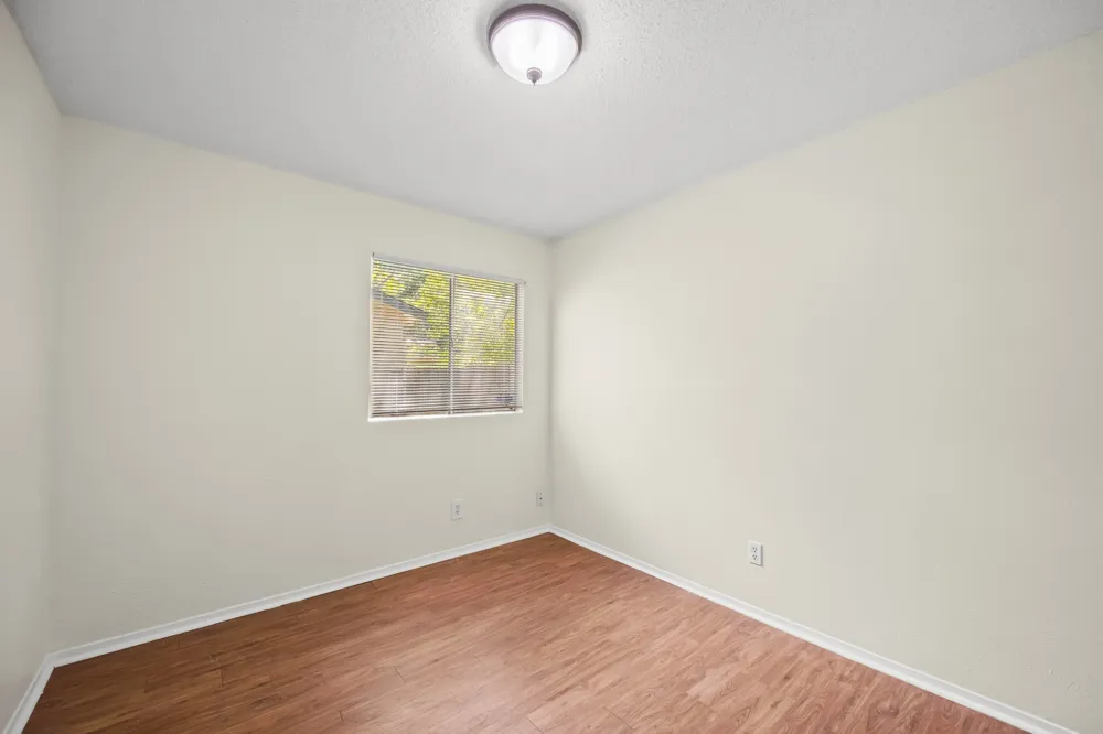 4405 Dovehill Drive Austin, TX 78744