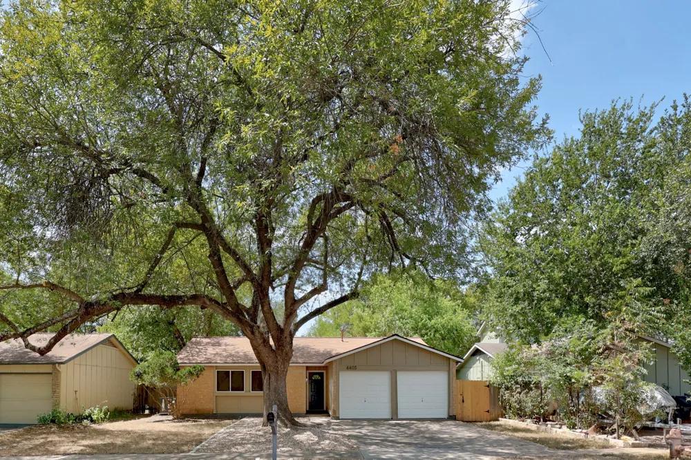 4405 Dovehill Drive Austin, TX 78744
