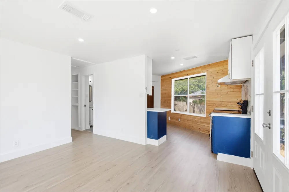 1902 Whitebead Trail Austin, TX 78734