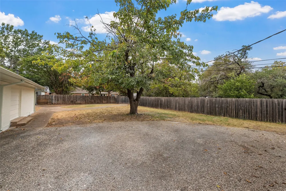 2826 43rd Street Waco, TX 76710