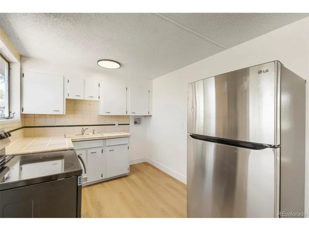 5661 E 77th Way Commerce City, CO 80022