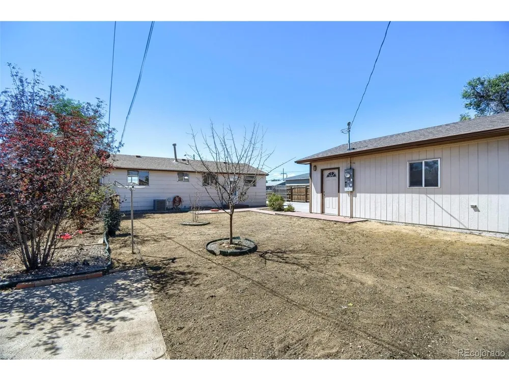 5661 E 77th Way Commerce City, CO 80022