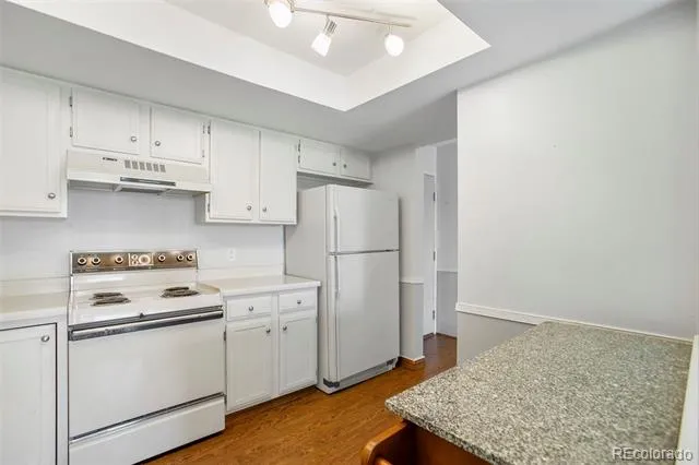 13850 E Marina Drive #211 Aurora, CO 80014