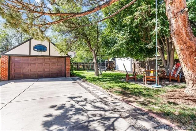 1533 Oneida Street Denver, CO 80220