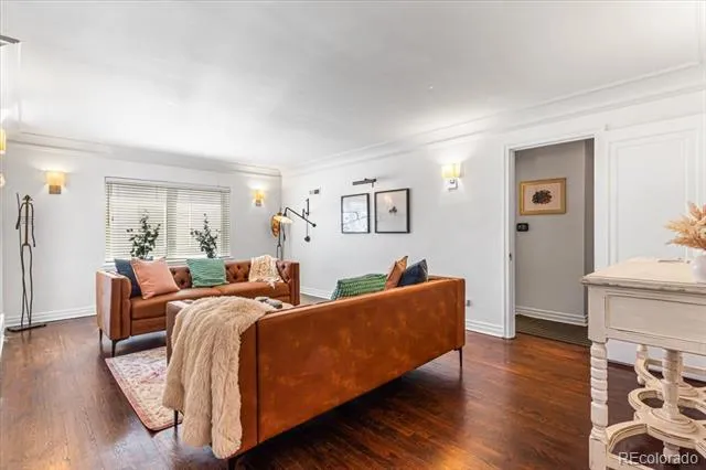 1533 Oneida Street Denver, CO 80220