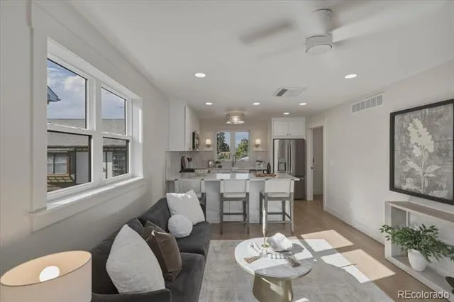 4352 S Bannock Street Englewood, CO 80110