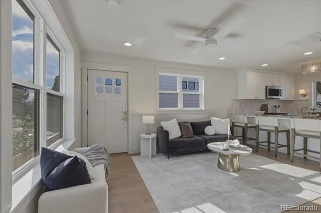 4352 S Bannock Street Englewood, CO 80110